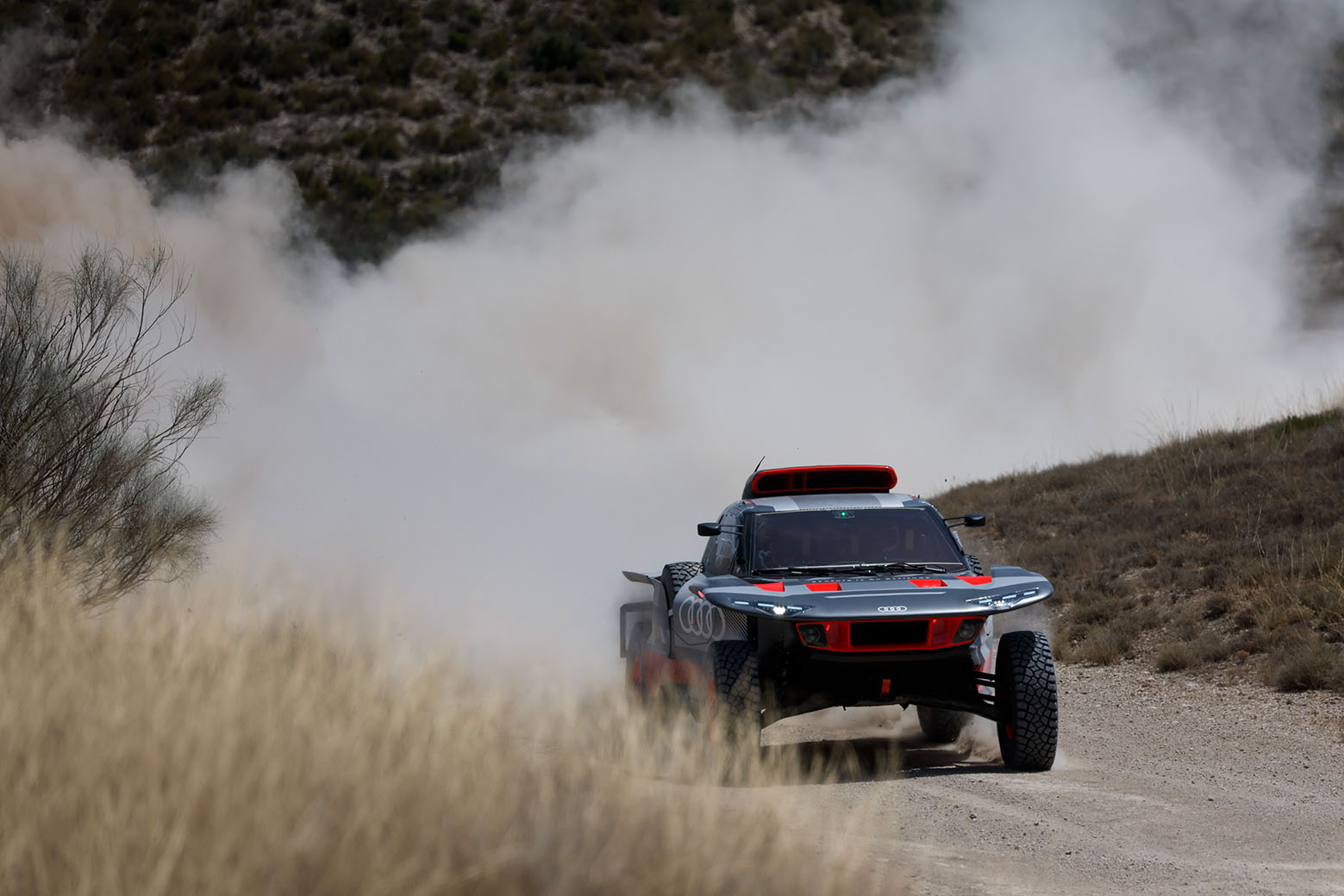 Avancerad hybridteknik banar väg för framtidens elbilar